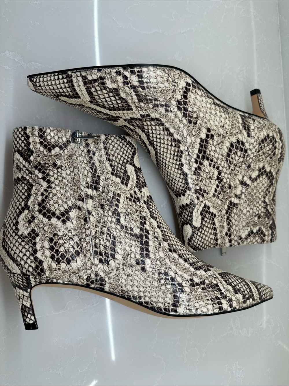 Marc Fisher LTD Itzia Pointed Toe Snake Print Dress Booties 9.5M New In Box